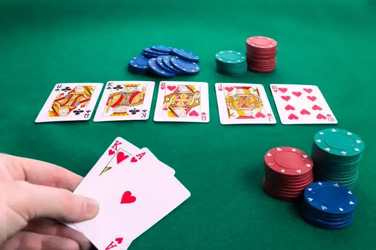 Papan permainan Bingo di perangkat mobile km777apk